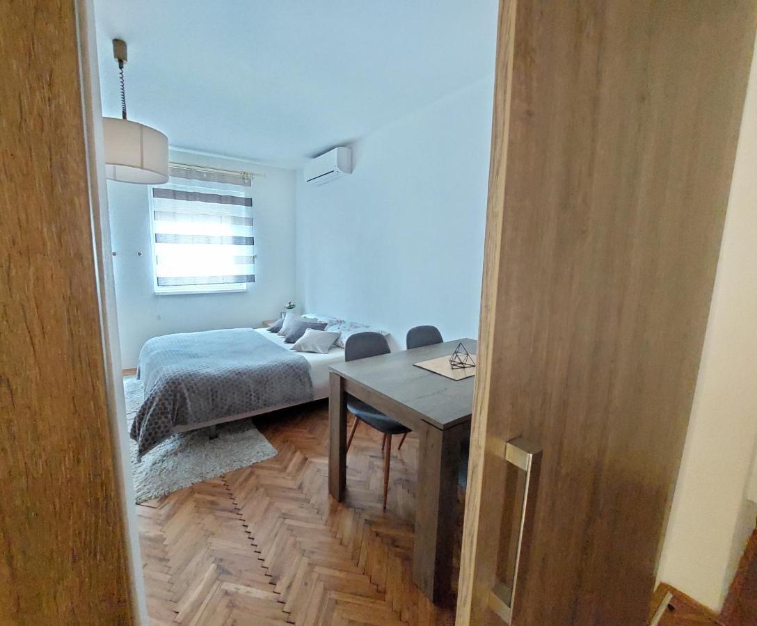 Mb Deluxe Apartment Високо Екстериор снимка